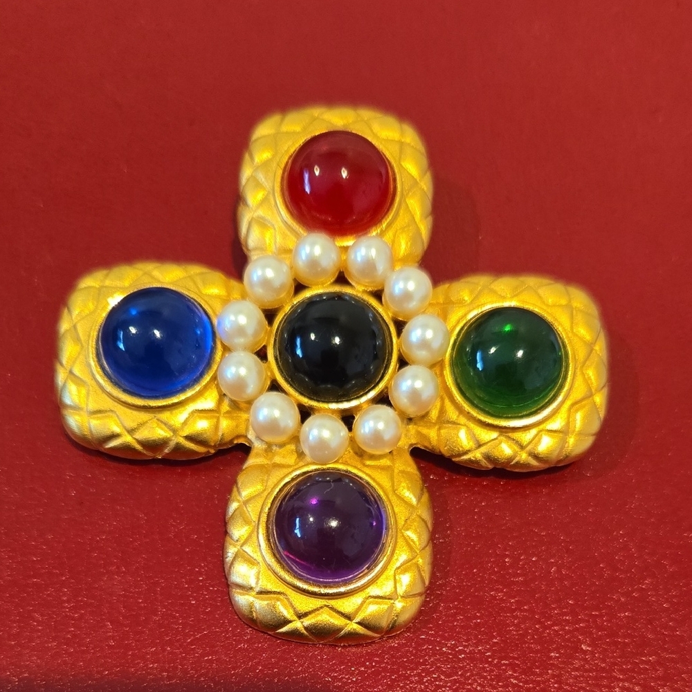 Vintage Ann Taylor Brooch